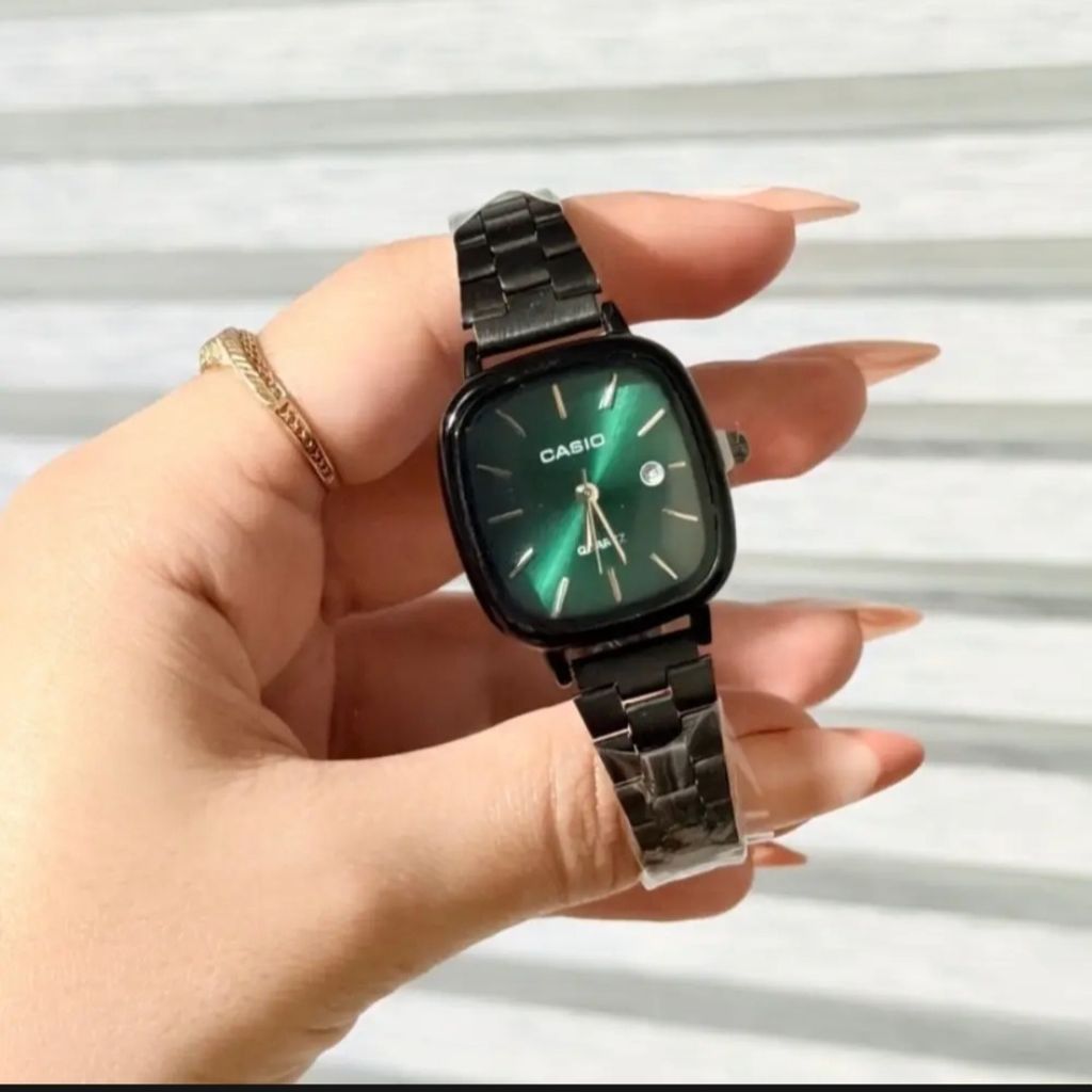 خرید اینترنتی ساعت مچی Casio مشکی با صفحه سبز