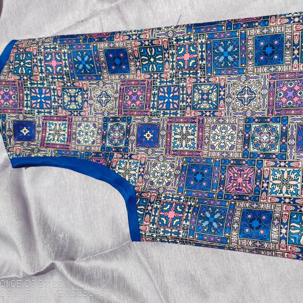 خرید اینترنتی وست مخمل پورشه