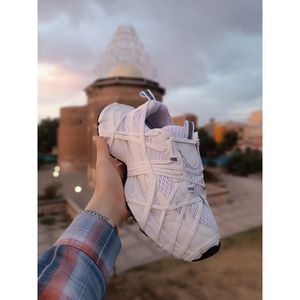 کتانی مردانه بالنسیاگا اسپایدر سفید