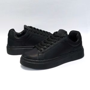 خرید آنلاین ونس محبوب طرح دیور مشکی تمام درجه یک با پاخور زیبا Vans Dior