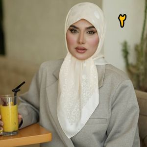خرید انلاین روسری وارداتی ابریشم دووره قواره کوچک