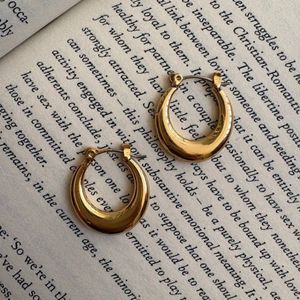 گوشواره حلقه‌ای ضخیم