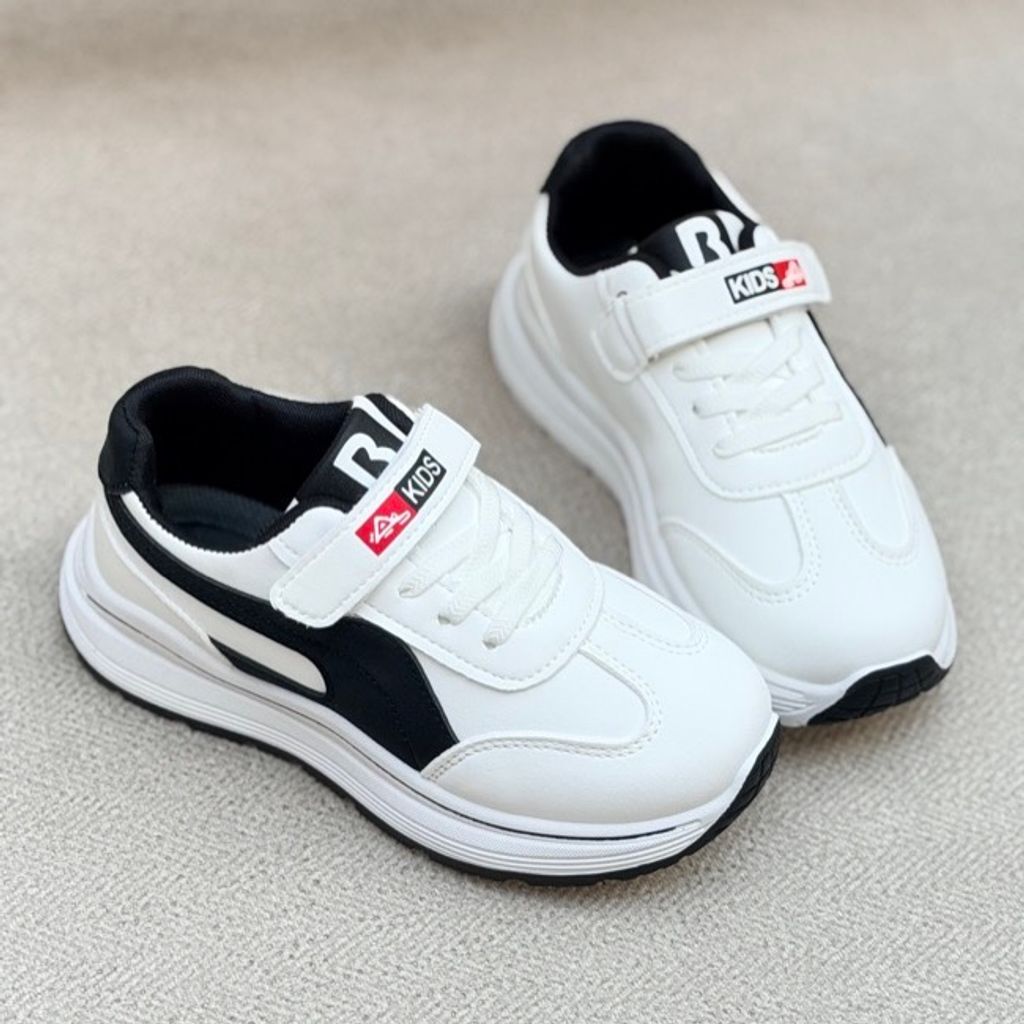 خرید اینترنتی قیمت کتانی بچگانه طرح B KIDS از BRQ کد 5060706