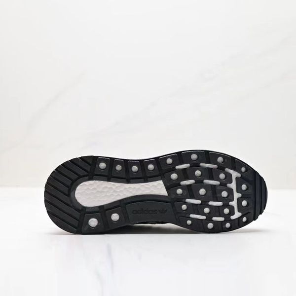 کفش ورزشی آدیداس مدل ZX500 JED103 LC