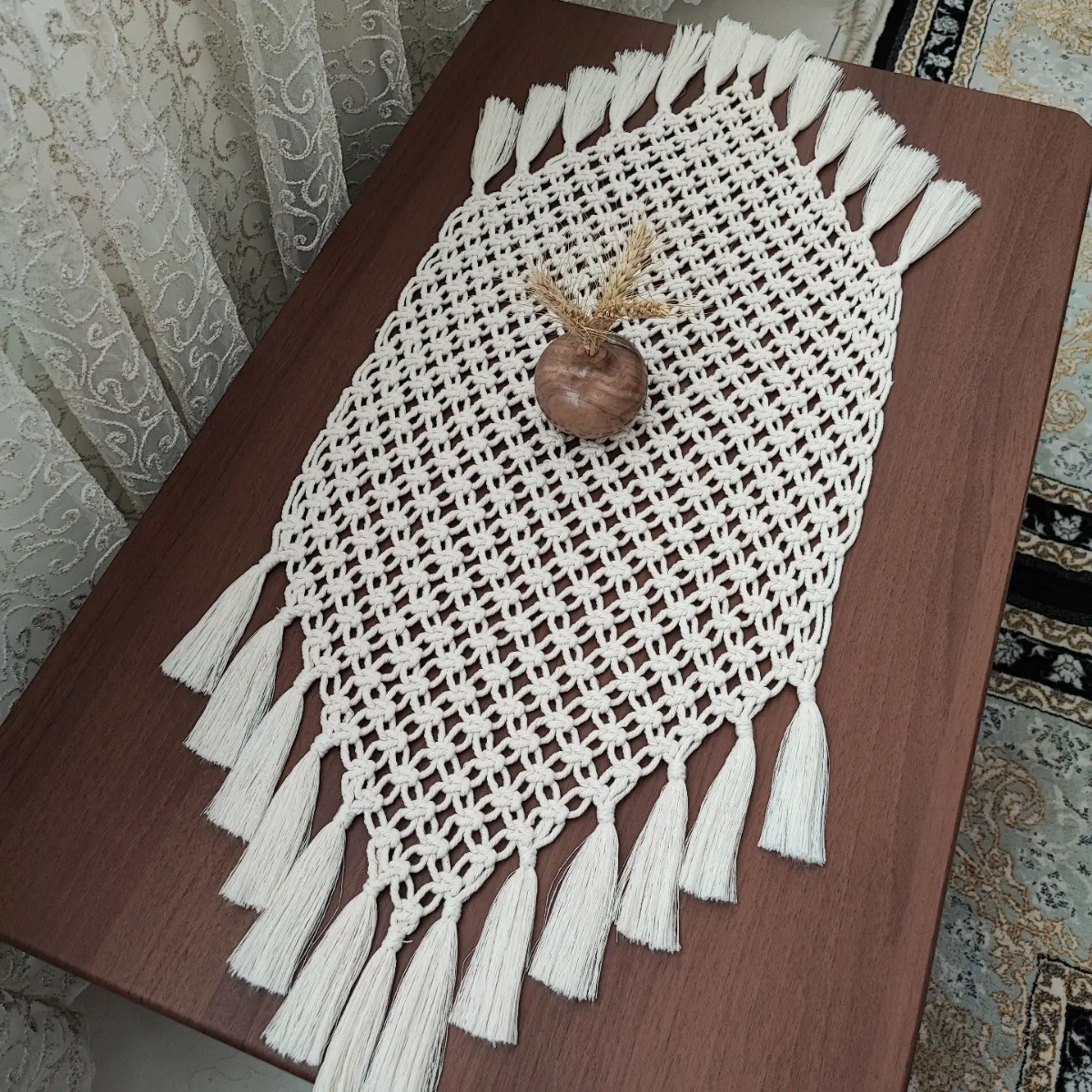 خرید آنلاین رومیزی مکرومه طرح برنا