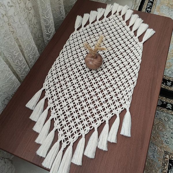 رومیزی مکرومه طرح برنا