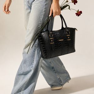 خرید اینترنتی کیف زنانه چرم طبیعی  مدل zara32