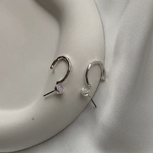 گوشواره طرح سنگ مون استون