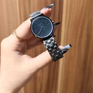 قیمت ارزان ساعت مچی زنانه فول مشکی برند والار