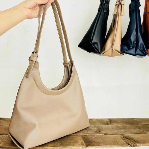 کیف ونوس ساده