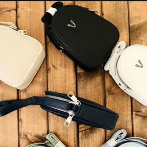 خرید اینترنتی کیف مدل وی