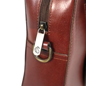 مشخصات کیف اداری و دستی چرم طبیعی مدل 3070 مناسب لپ تاپ و استفاده روزمره