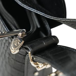 خرید اینترنتی کیف دوشی زنانه تمام چرم طبیعی کد 3081 طرح شبرو، فلوتر، کروکو و لیزارد