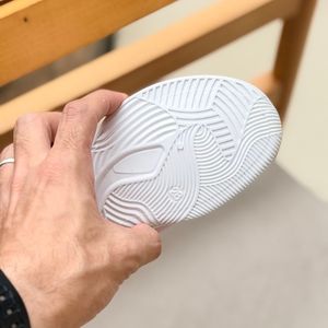 خرید اینترنتی قیمت کتونی بچگانه طرح کرومی و سینامورل از k-z کد 5161202