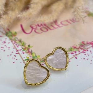 مشخصات گوشواره وارداتی صدفی