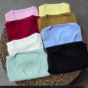 فروش اینترنتی تاپ زنانه بریتی یقه هفت صورتی – استایلی شیک و خنک برای روزهای گرم