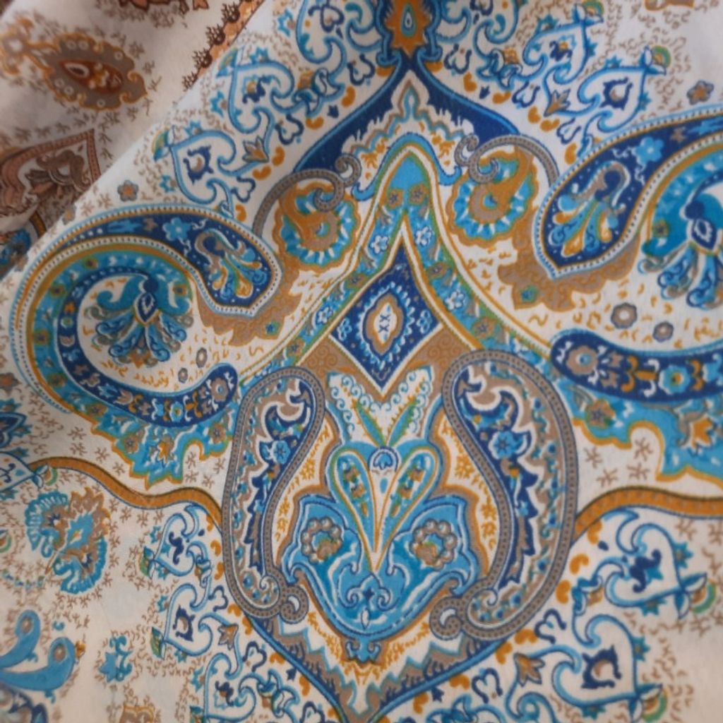 خرید آنلاین یک متر پارچه ملحفه ای مدل گل طوبی عرض دو متر