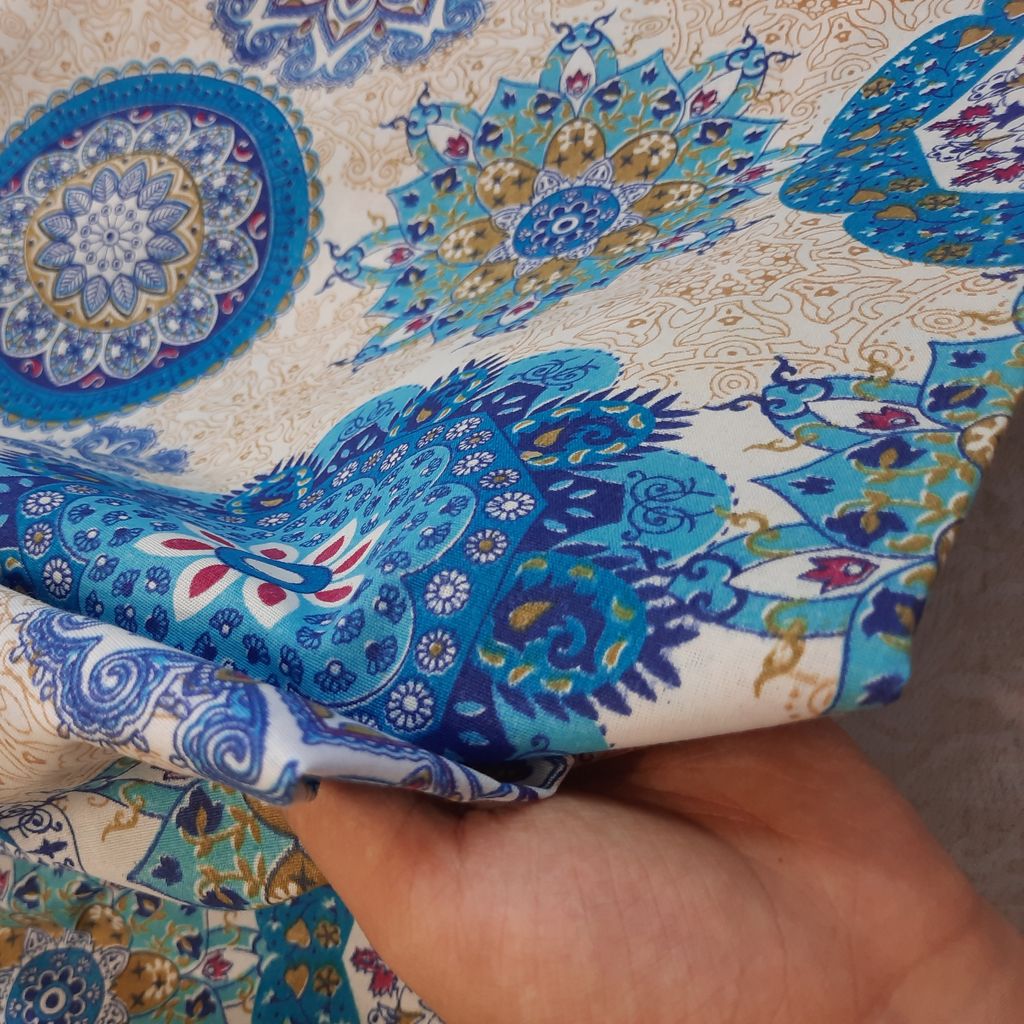فروش اینترنتی یک متر پارچه ملحفه ای مدل گل فیروزه ای عرض دو متر