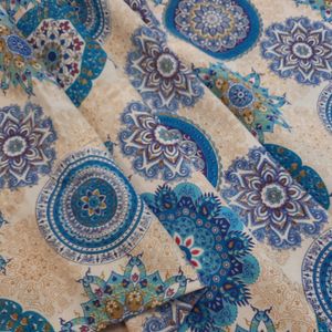 یک متر پارچه ملحفه ای مدل گل فیروزه ای عرض دو متر