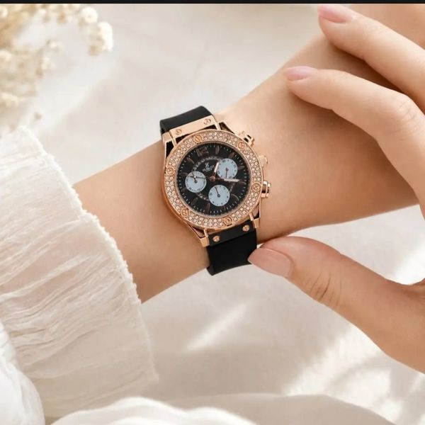 ⌚️ ساعت هابلوت زنونه دورنگین