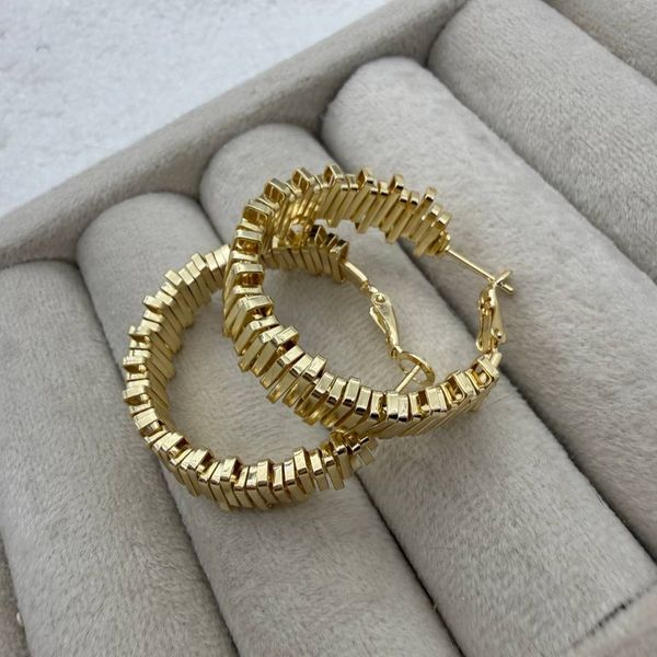 گوشواره حلقه ای پیانویی