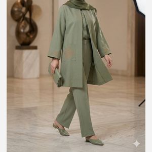 خرید اینترنتی مانتو گلدوزی مدل راز شانتون اسلپ
