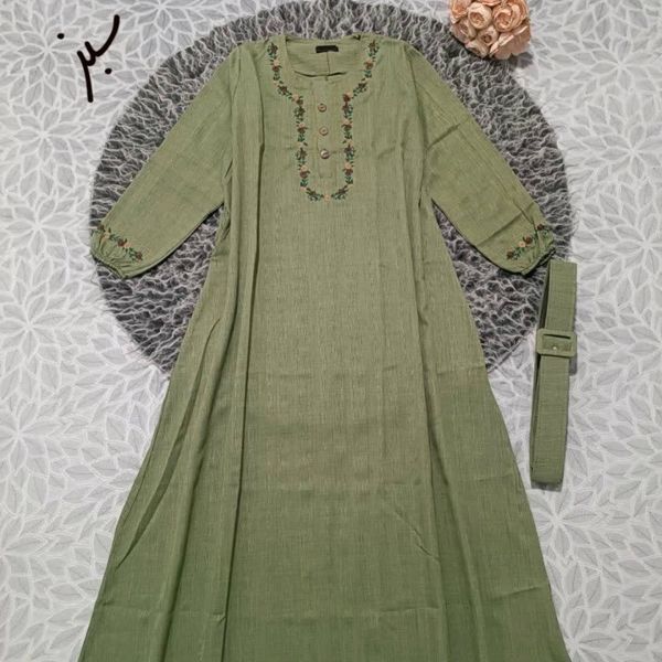 پیراهن گلدوزی پردیس