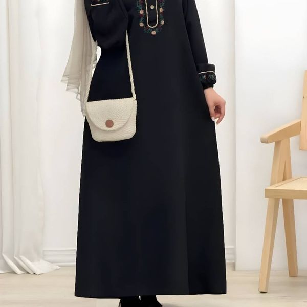 پیراهن گلدوزی پردیس