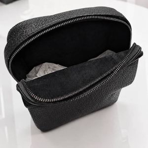 فروش اینترنتی کیف دوشی تمام چرم طبیعی سوبا