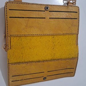 فروش اینترنتی کیف پول، موبایل و کارت لاکچری