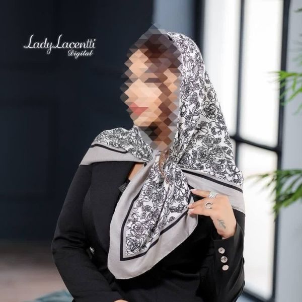 روسری نخی قواره صد سیا اسکارف حاشیه دار