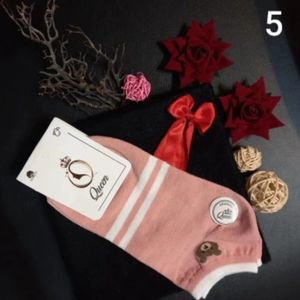 خرید انلاین جوراب منحصرب فردزنانه ودخترانه