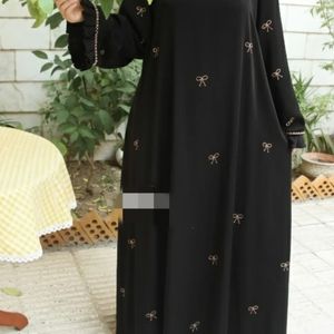خرید انلاین عباسنگدوزی شده پاپیون