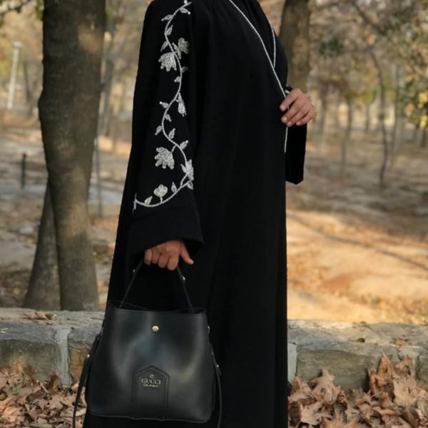 عبای جواهردوزی شده سنا