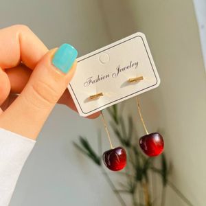 گوشواره استیل طرح گیلاس زنانه