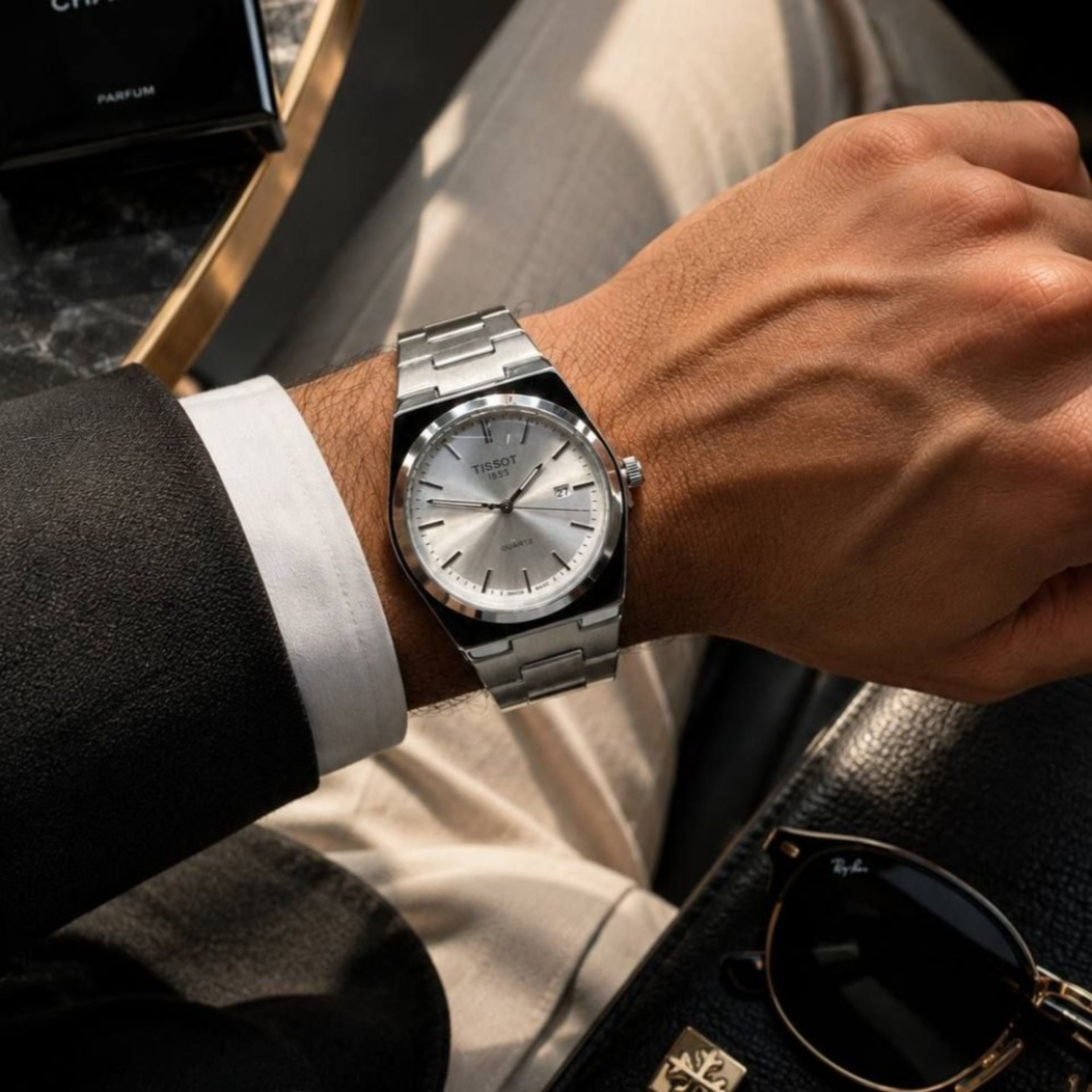 قیمت ⌚️ساعت تیسوت مردونه  قفل پروانه موتور تقویم داربند و بدنه استیل  درجه یک