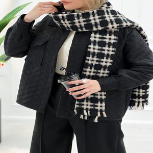 خرید اینترنتی قیمت کت زنانه مدل سوین یقه مردانه جنس فریال