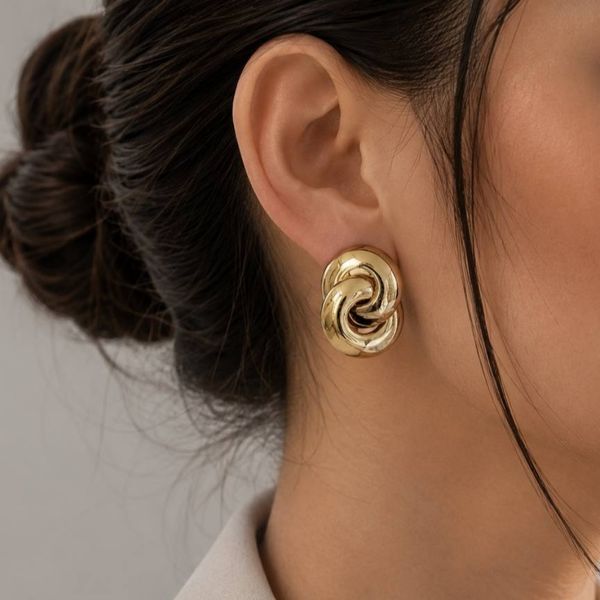 گوشواره طلایی طرح گره مدرن مدل Golden Knot