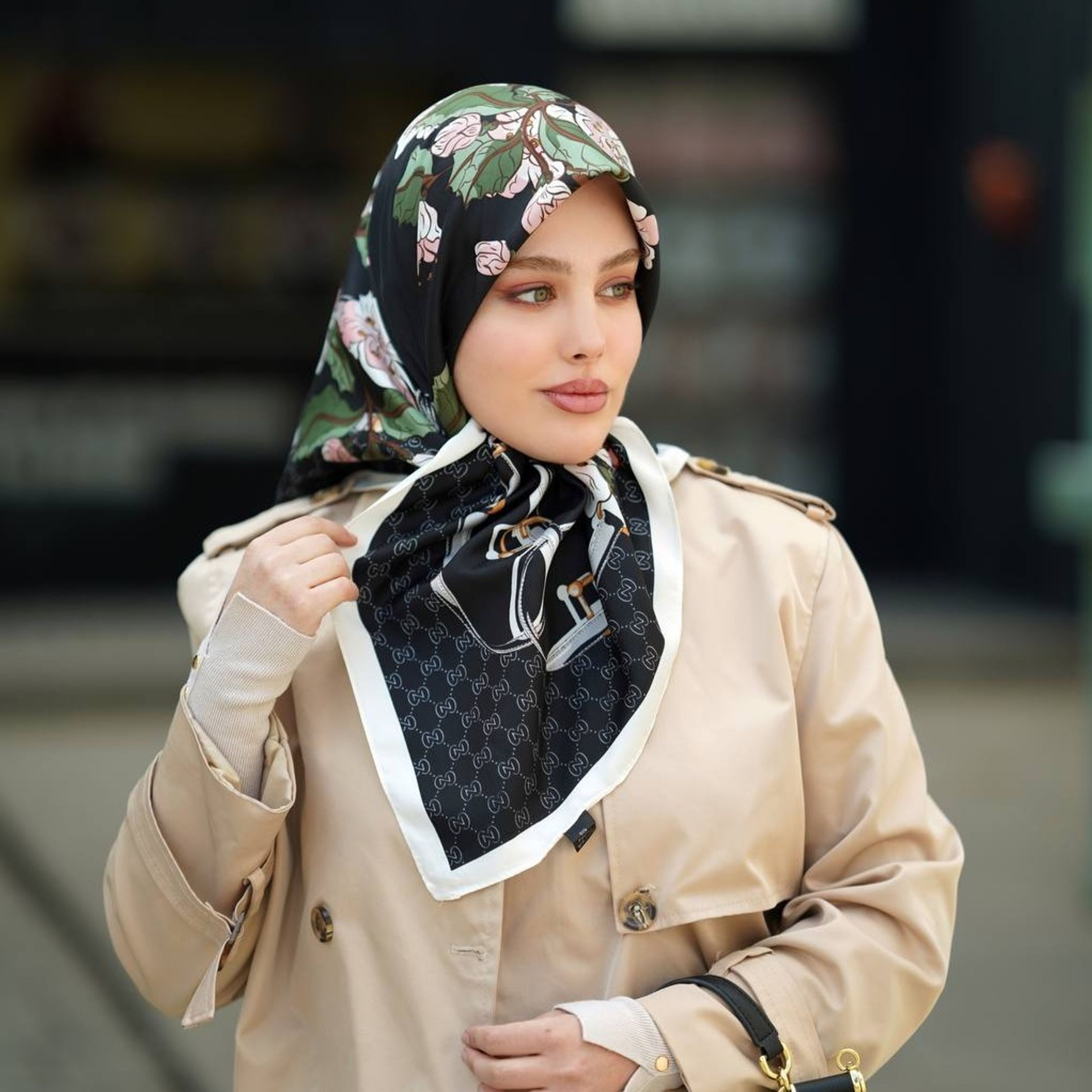خرید انلاین روسری ابریشم توییل کجراه وارداتی قواره 90  ترندی