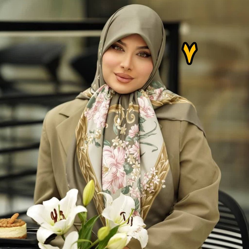 خرید اینترنتی روسری مجلسی ابریشم توییل کجراه