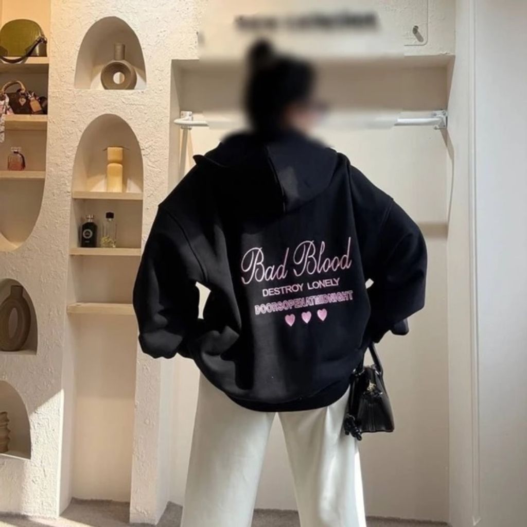 فروش اینترنتی سویشرت کلاهدار خفن Bad blood زنانه