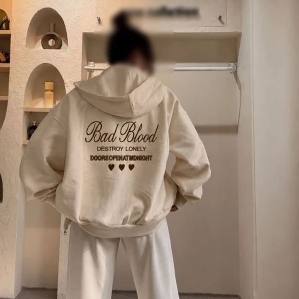 سویشرت کلاهدار خفن Bad blood زنانه