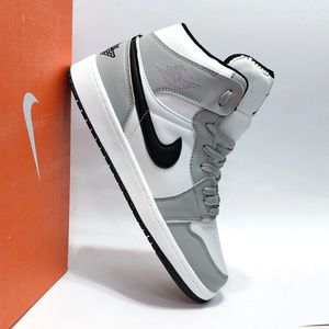 خرید انلاین کتانی نایک جردن وان ساقدار سفید طوسی Nike Jordan one