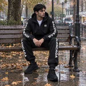 خرید انلاین پکیج ست سوییشرت شلوار مردانه مدلHami کفش ورزشی مردانه مشکی مدل Rota