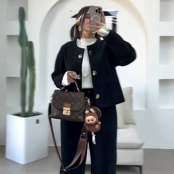 مانتو و شلوار مخمل زنانه طرح لاجورد