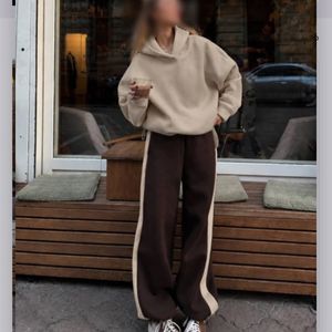 ست هودی شلوار زمستانه زنانه