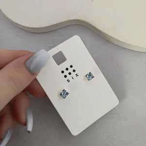 گوشواره کریستال آبی