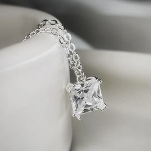 گردنبند با نگین zirconia جواهری