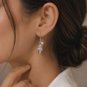 گوشواره صدف و مروارید
