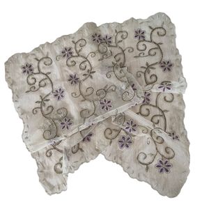 خرید اینترنتی رومیزی مربع 100×100 سانتی‌متر | رومیزی شیک و زیبا برای میز پذیرایی و ناهار